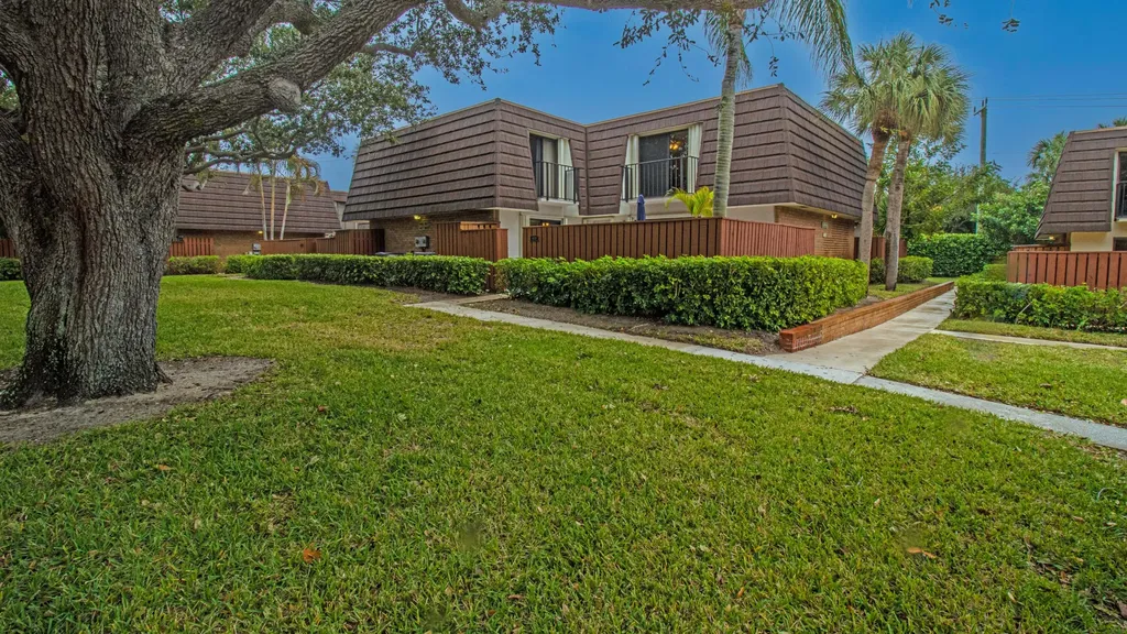 1608 16th Court Jupiter FL 33477