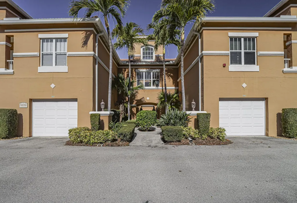 5020 Fairways Circle Vero Beach FL 32967