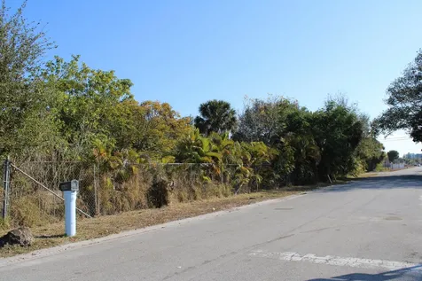 2619 Hiawatha Avenue West Palm Beach FL 33409