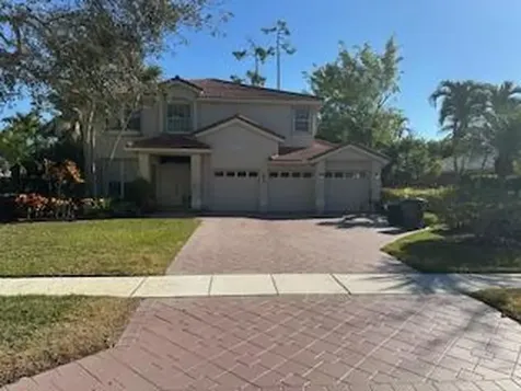 550 Cypress Crossing Wellington FL 33414
