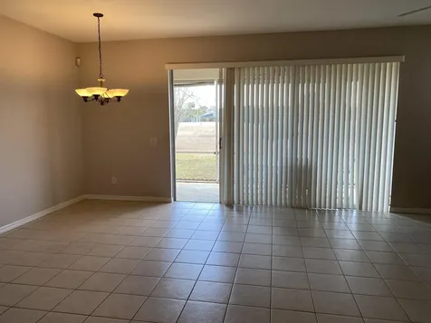 546 Waverly Circle Port Saint Lucie FL 34983
