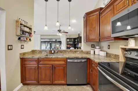 41 Mayfair Lane Boynton Beach FL 33426