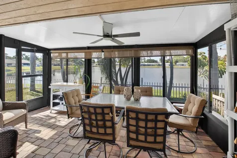 41 Mayfair Lane Boynton Beach FL 33426