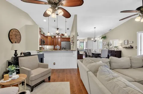 41 Mayfair Lane Boynton Beach FL 33426