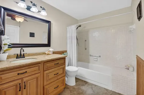41 Mayfair Lane Boynton Beach FL 33426