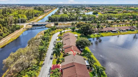 41 Mayfair Lane Boynton Beach FL 33426