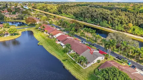 41 Mayfair Lane Boynton Beach FL 33426