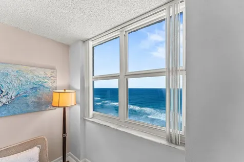5420 N Ocean Drive Singer Island FL 33404