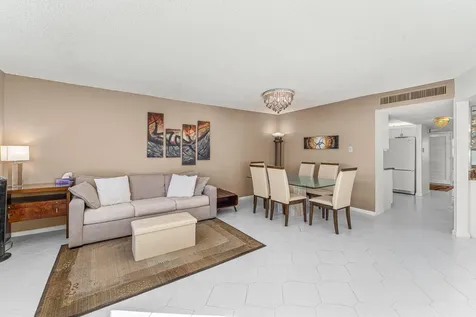5420 N Ocean Drive Singer Island FL 33404