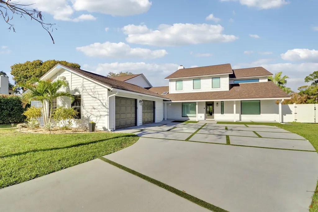 19503 Trails End Terrace Jupiter FL 33458
