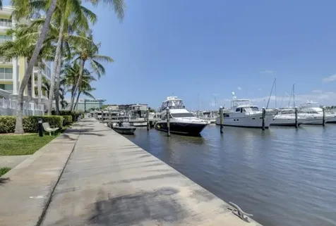 804 E Windward Way Lantana FL 33462