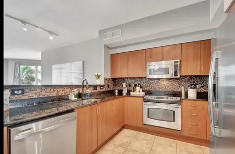 804 E Windward Way Lantana FL 33462