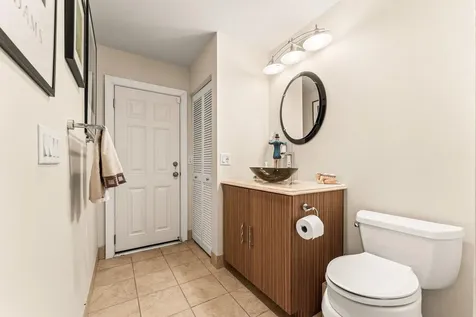 39 Hampshire Lane Boynton Beach FL 33436