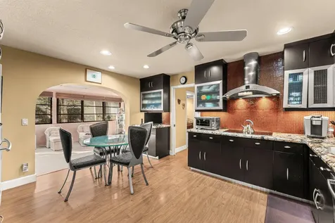 39 Hampshire Lane Boynton Beach FL 33436