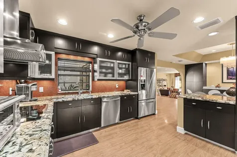 39 Hampshire Lane Boynton Beach FL 33436