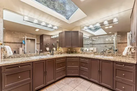 39 Hampshire Lane Boynton Beach FL 33436
