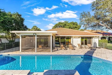 39 Hampshire Lane Boynton Beach FL 33436