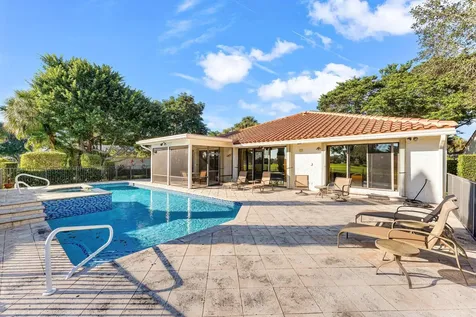 39 Hampshire Lane Boynton Beach FL 33436