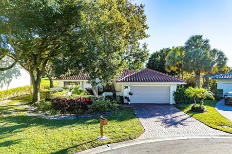 39 Hampshire Lane Boynton Beach FL 33436