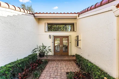 39 Hampshire Lane Boynton Beach FL 33436