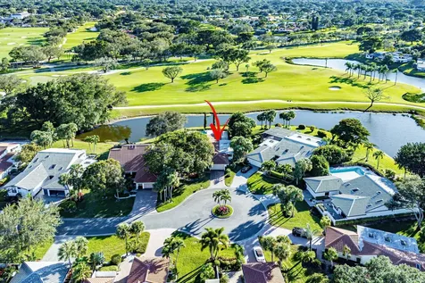 39 Hampshire Lane Boynton Beach FL 33436