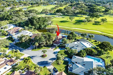 39 Hampshire Lane Boynton Beach FL 33436