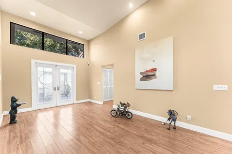39 Hampshire Lane Boynton Beach FL 33436