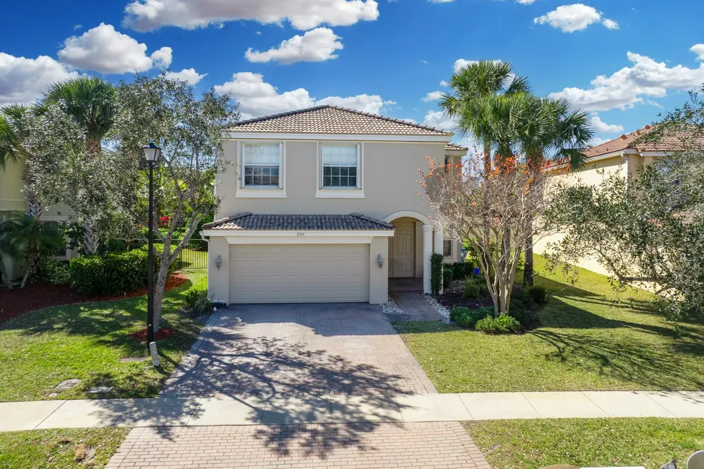 2705 Pienza Circle Royal Palm Beach FL 33411