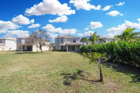2705 Pienza Circle Royal Palm Beach FL 33411