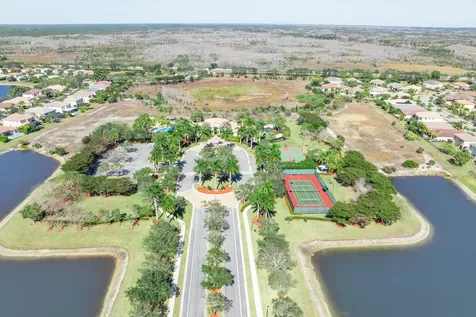 2705 Pienza Circle Royal Palm Beach FL 33411