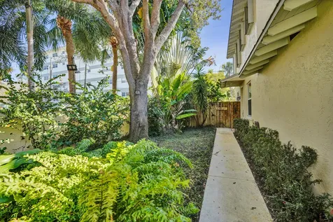 848 Se 4th Court Deerfield Beach FL 33441