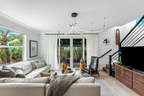 848 Se 4th Court Deerfield Beach FL 33441