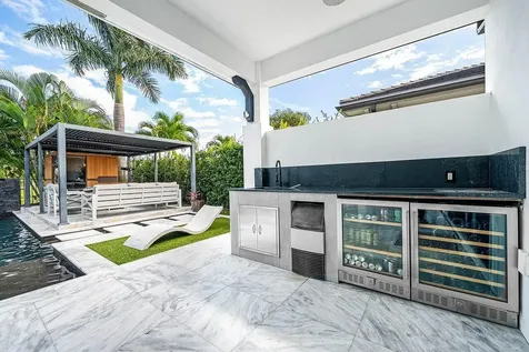3019 Gin Berry Way West Palm Beach FL 33401