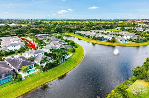 3019 Gin Berry Way West Palm Beach FL 33401
