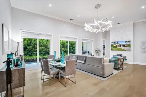 2590 Estates Drive North Palm Beach FL 33410