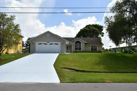 1654 Sw Lexington Drive Port Saint Lucie FL 34953