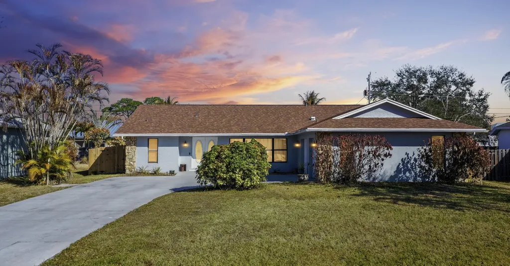1229 Sw Malaga Avenue Port Saint Lucie FL 34953