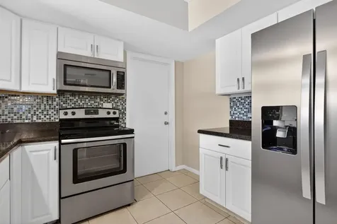 1780 NE 39th Court Pompano Beach FL 33064