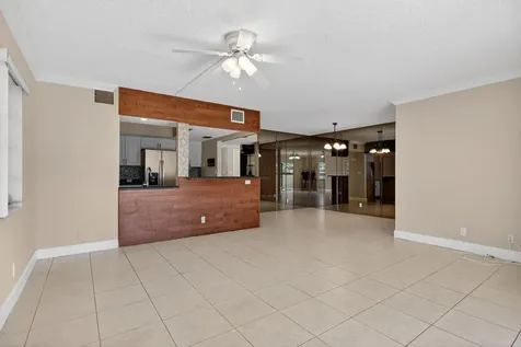 1780 NE 39th Court Pompano Beach FL 33064