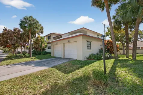 1780 NE 39th Court Pompano Beach FL 33064