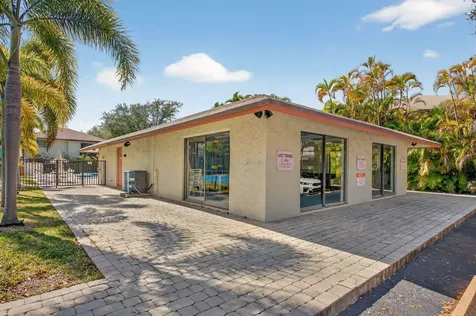 1780 NE 39th Court Pompano Beach FL 33064