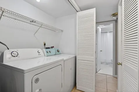1780 NE 39th Court Pompano Beach FL 33064