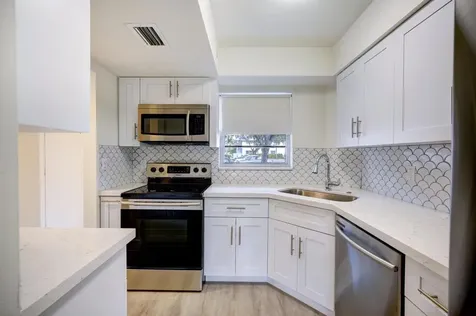 18081 SE Country Club Drive Tequesta FL 33469