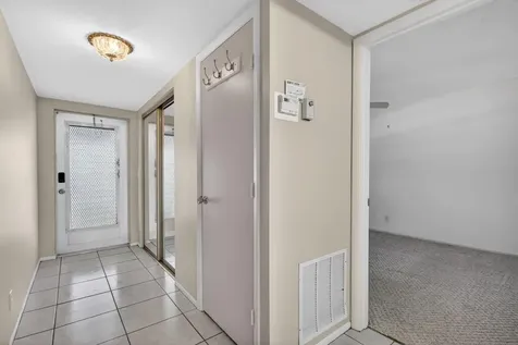 2760 Sw 22nd Avenue Delray Beach FL 33445