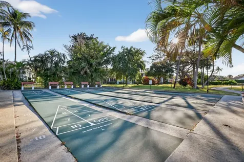 2760 Sw 22nd Avenue Delray Beach FL 33445