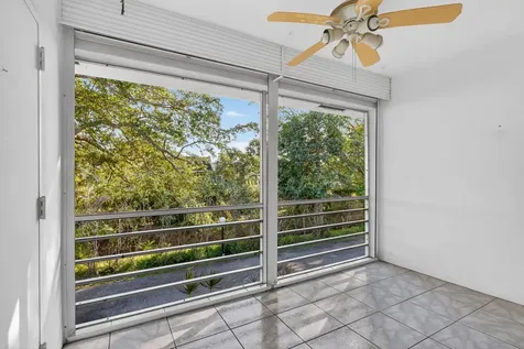 2760 Sw 22nd Avenue Delray Beach FL 33445