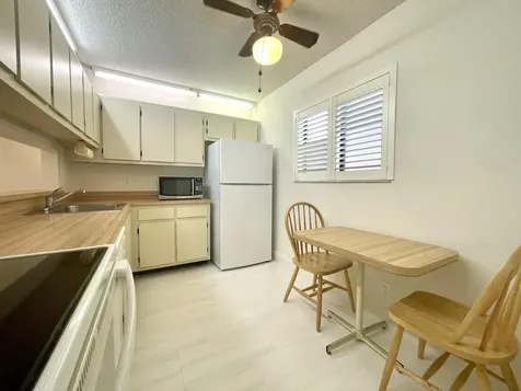 5130 Las Verdes Circle Delray Beach FL 33484
