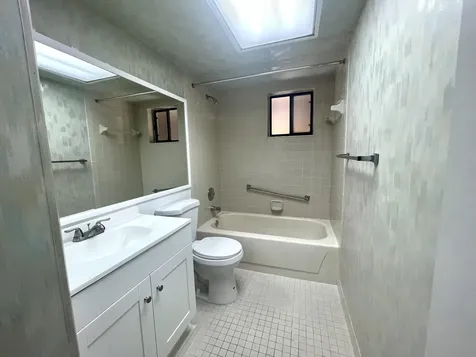 5130 Las Verdes Circle Delray Beach FL 33484