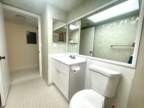 5130 Las Verdes Circle Delray Beach FL 33484