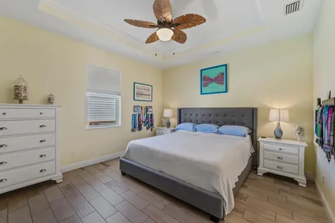 393 Sw Alcan Drive Port Saint Lucie FL 34953
